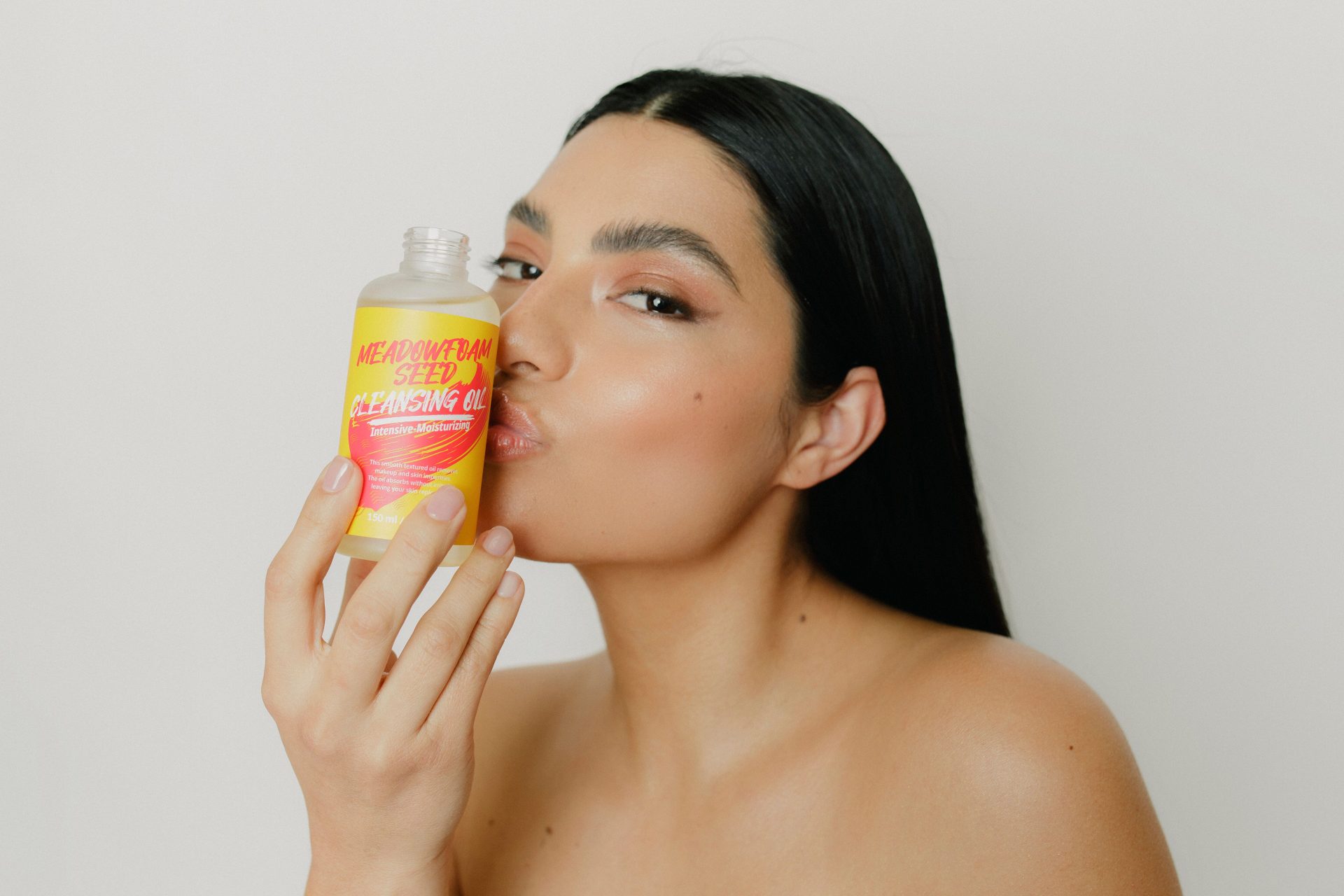 Meadowfoam Seed Purifying Oil Cleanser by AWAKIIN